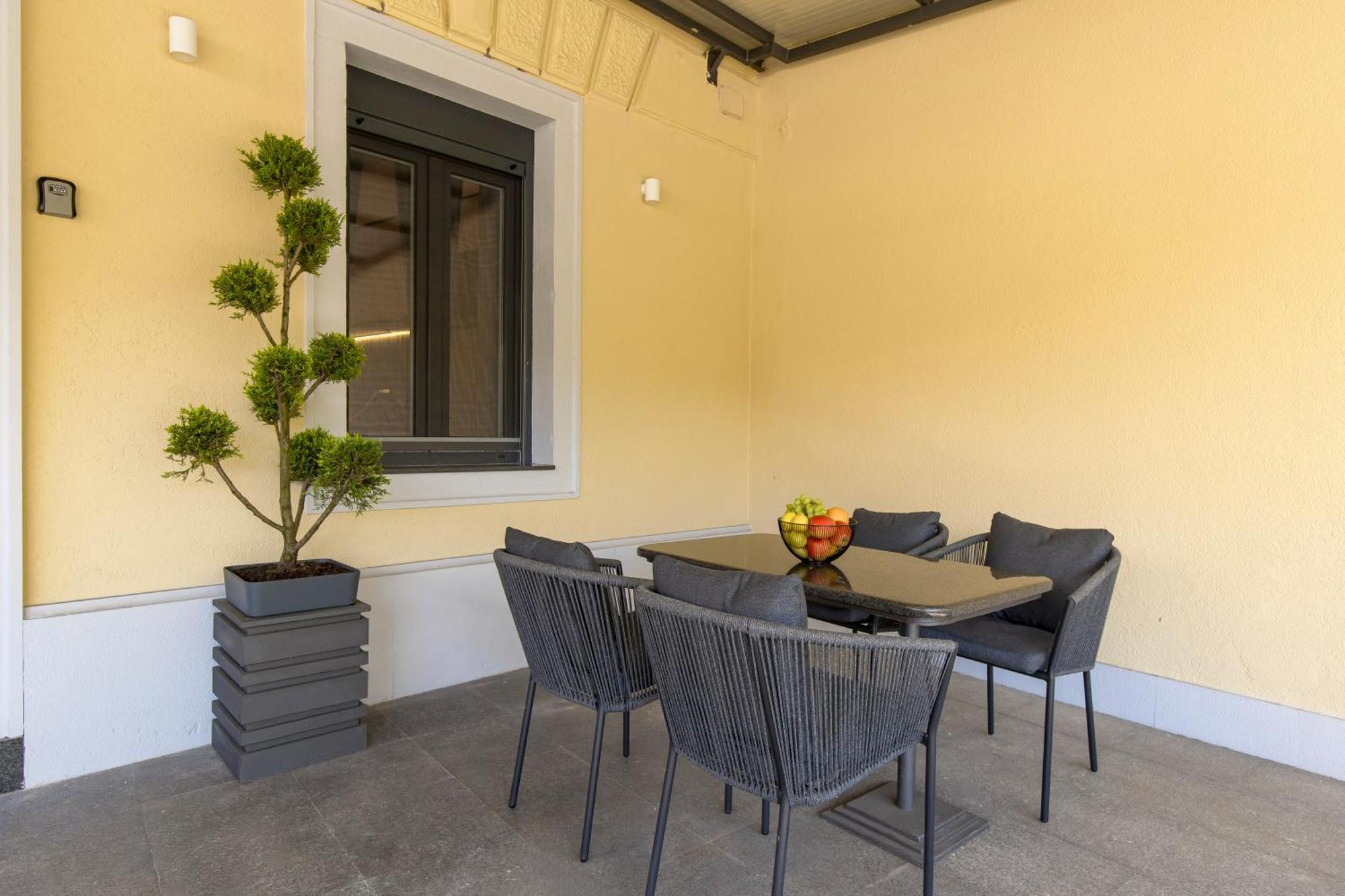 Apartment Greenri Rijeka Exteriör bild