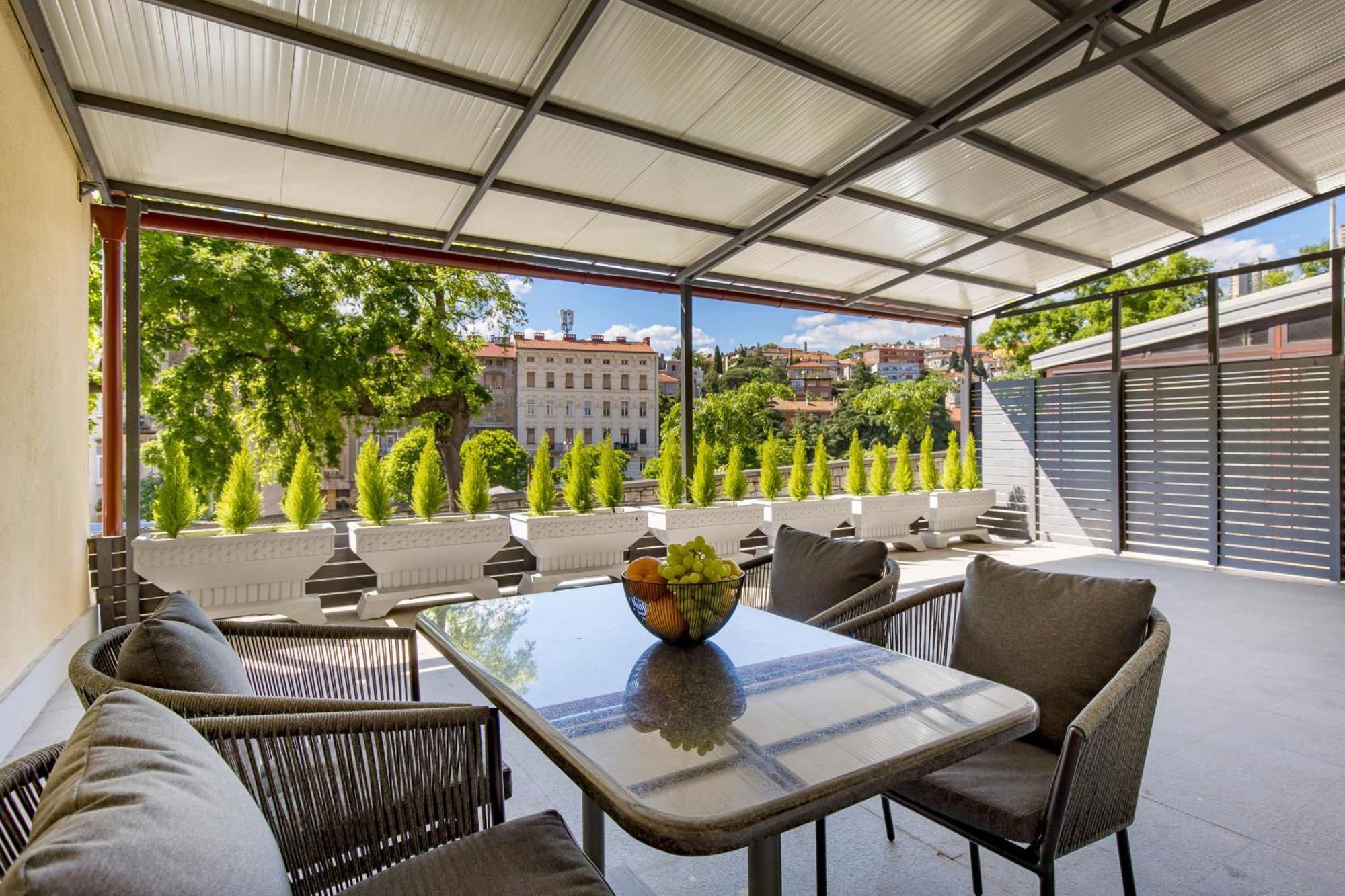 Apartment Greenri Rijeka Exteriör bild
